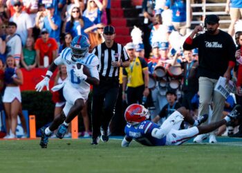 Ole Miss suffers 24-point loss to Florida on the road