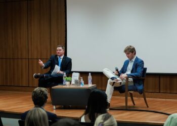 ASB informal senate hosts Dean of Students Bradley Baker