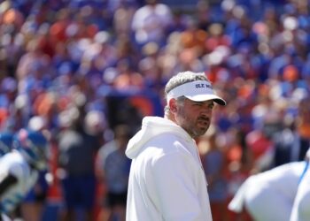 Column: Ole Miss Football does not have an identity