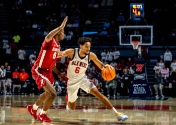 Ole Miss Men’s Basketball drops tightly contested exhibition to Alabama