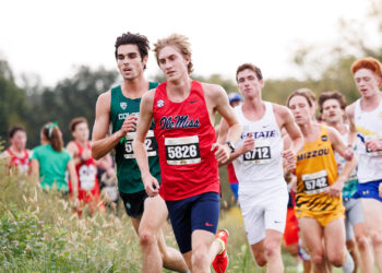 Rebel men’s cross country caps off regular season at Nuttycombe Invitational