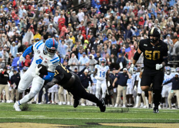 Ole Miss dominates Vanderbilt 52-17 behind strong first half and defensive effort